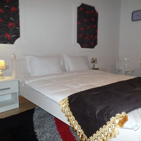 Apartament Bianca Hotell Sibiu Eksteriør bilde