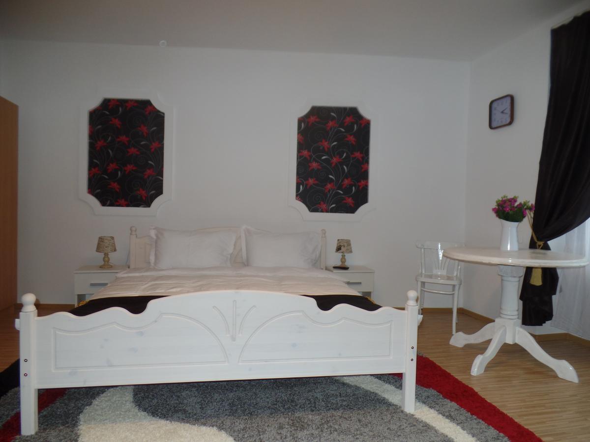 Apartament Bianca Hotell Sibiu Eksteriør bilde